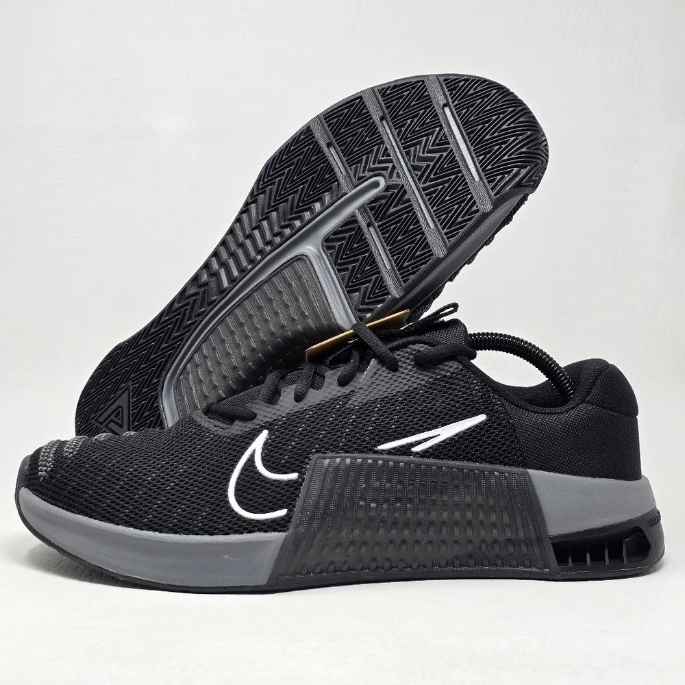 Nike Women's Metcon 9 Black Smoke Grey Sneakers Shoes Size 12 DZ2537-001 New